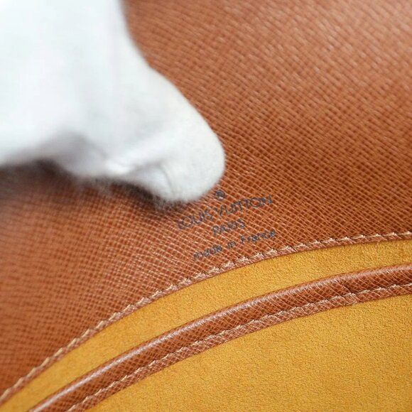 LOUIS VUITTON MONOGRAM MUSETTE TANGO SHORT SHOULDER BAG - Picture 7 of 8